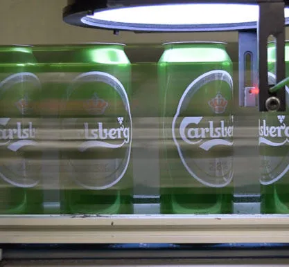 F720i 파이버 레이저 마킹기가 결합된 칼스버그의 음료 캔 코딩 시스템