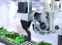Mx350i-S im Etikettierprozess auf eine Box