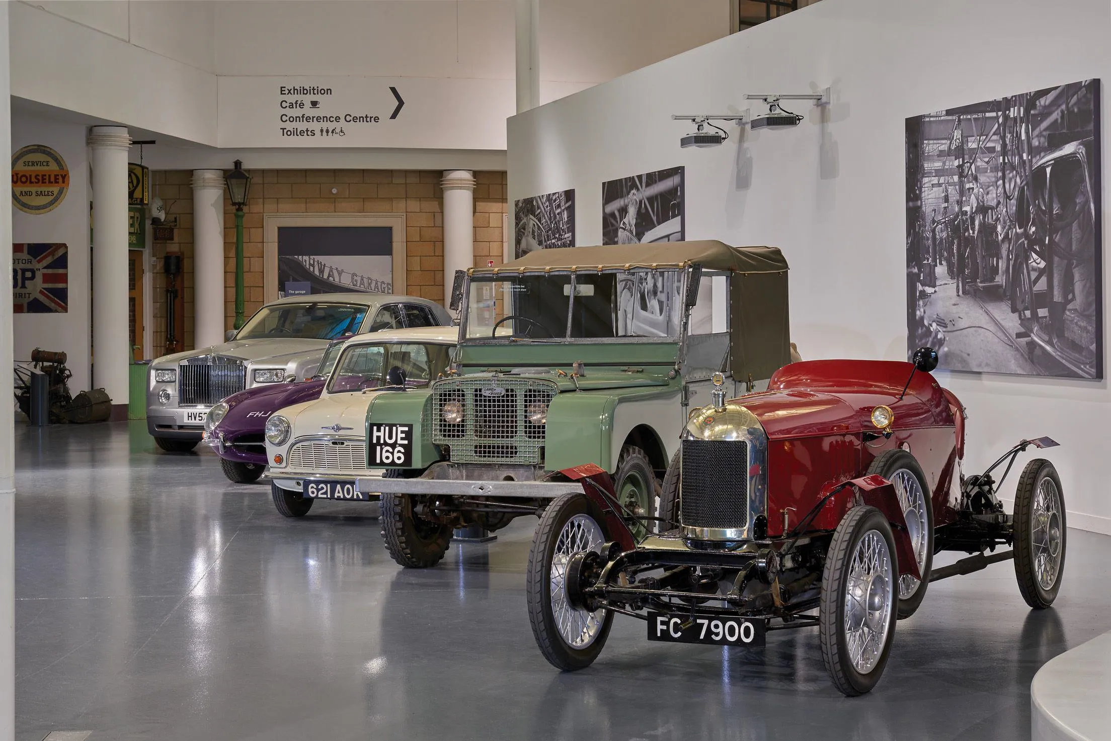 British Motor Museum - Welcome Gallery - small
