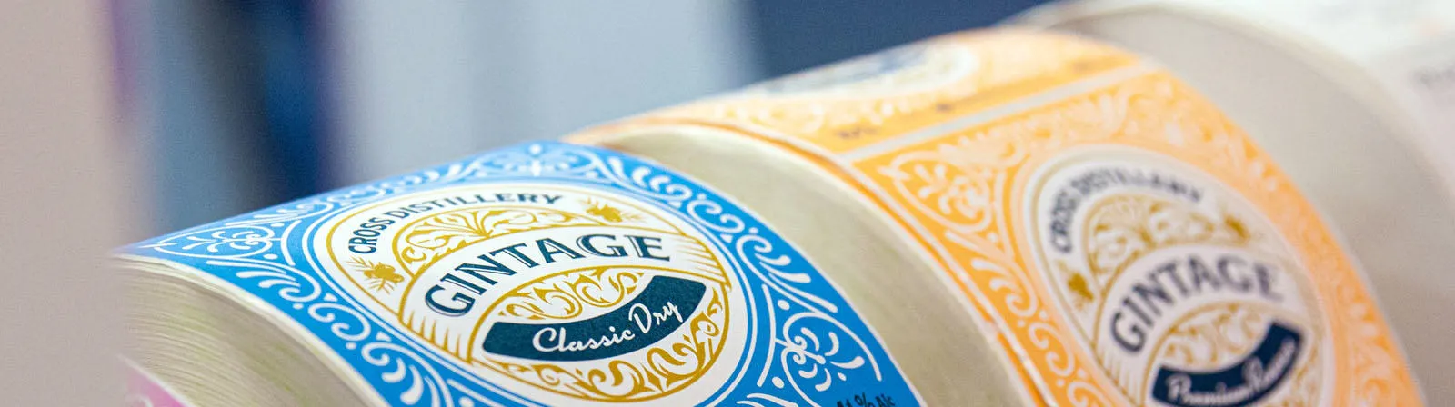 Gin labels geprint met de N-Serie label pers van Domino
