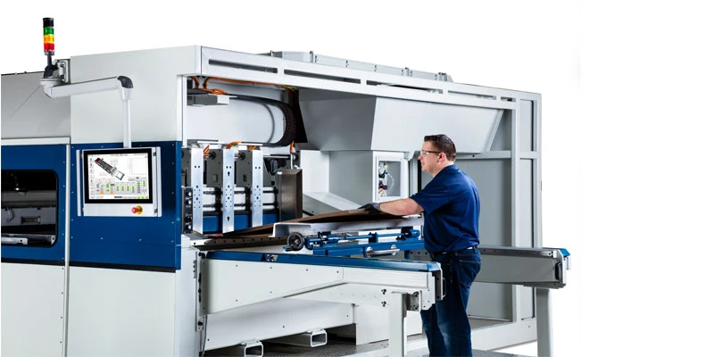 Domino X630i digital ink jet corrugated press with AQ95 aqueous ink set