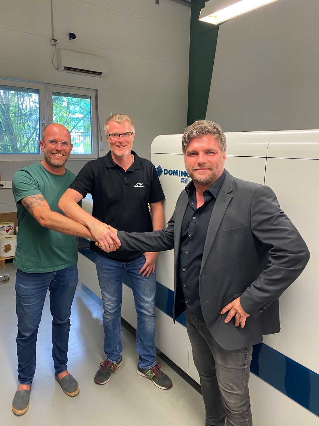 Leander Klein & Andreas Jost (AJK) Tobias Lange (Domino Deutschland)