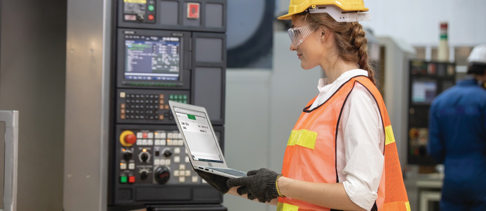 Banner female engineer with Domino Automation screen