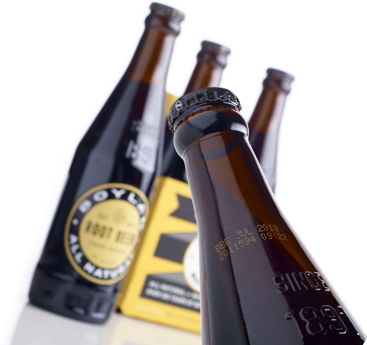 Flaschenkennzeichnung mit der gelben 2YL955i Tinte